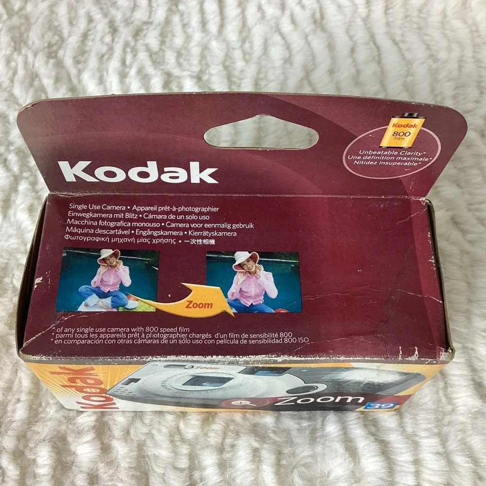 Kodak & Fuji Disposable Cameras Flash 800 Speed Film 54 Exposures Exp. '05 & '09